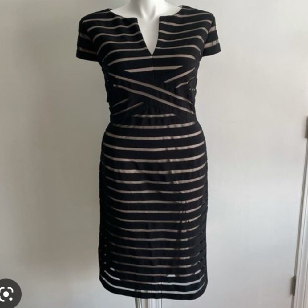 Adrianna Papell Illusion Black
Beige Bandage Slimming Bodycon
Dress size 10